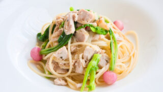 魚介のアーリオ・オーリオ - La Fenice の一皿