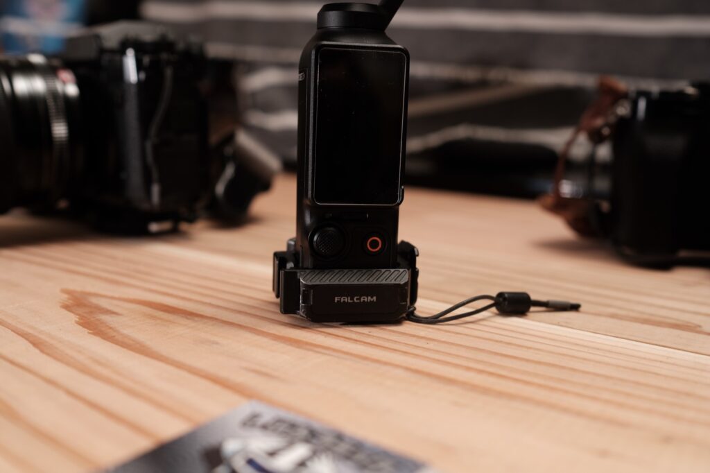 FALCAM F22 ケージ装着の Osmo Pocket 3