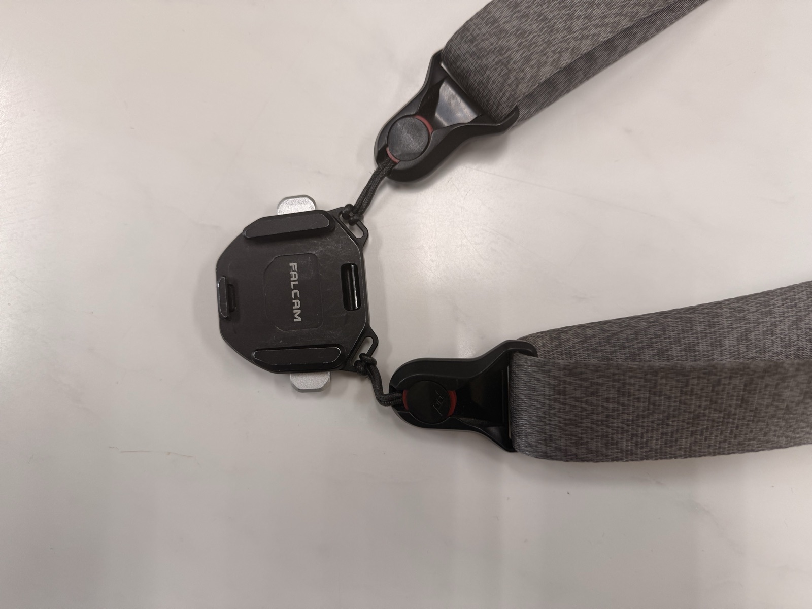 FALCAM F38 クイックリリースのクローズアップ