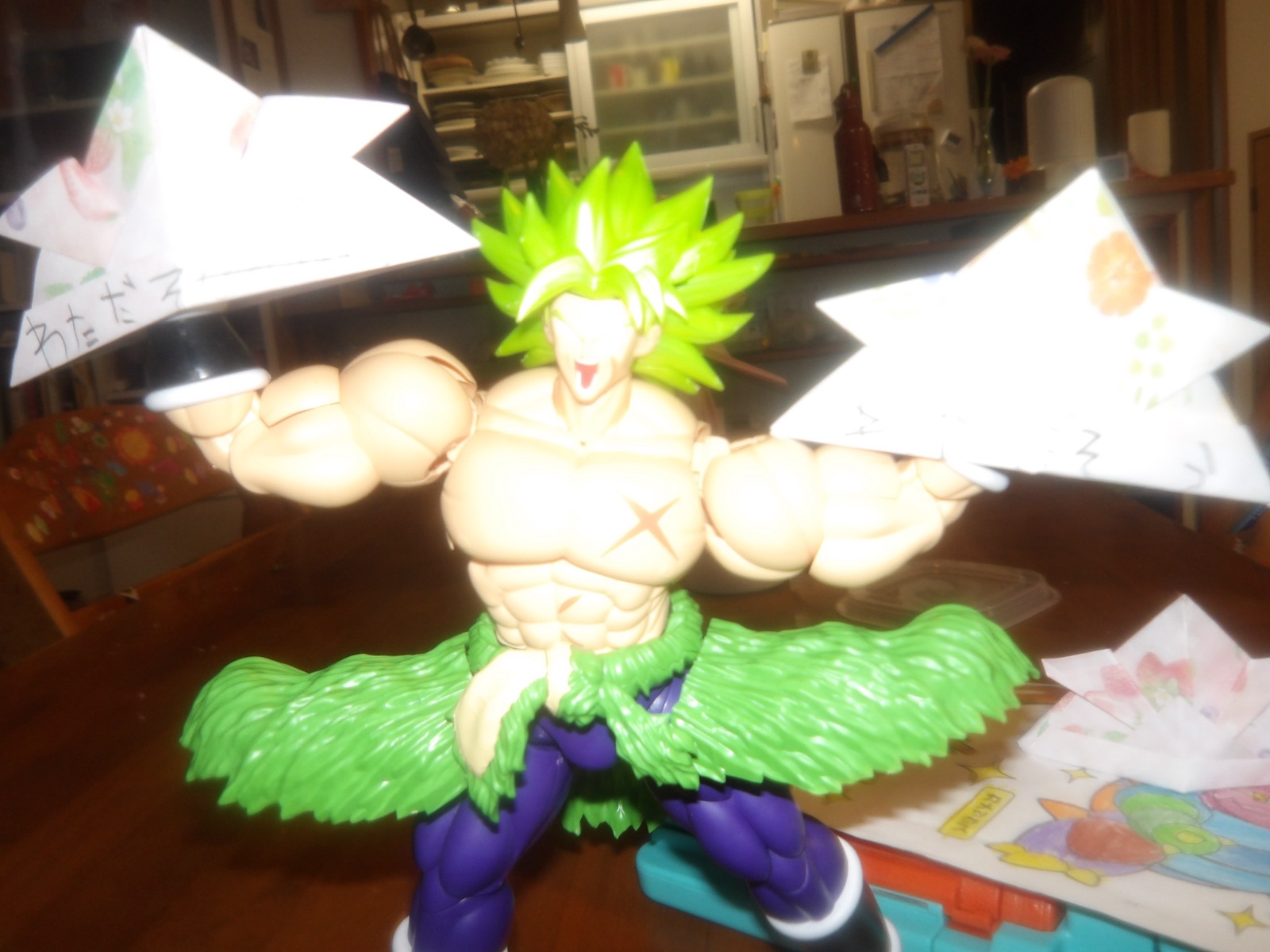 ドラゴンボールのブロリーのフィギュア